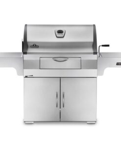 Napoleon PRO 605 ruostumattomasta teräksestä valmistettu puuhiiligrilli, jossa on pohjakorkki.